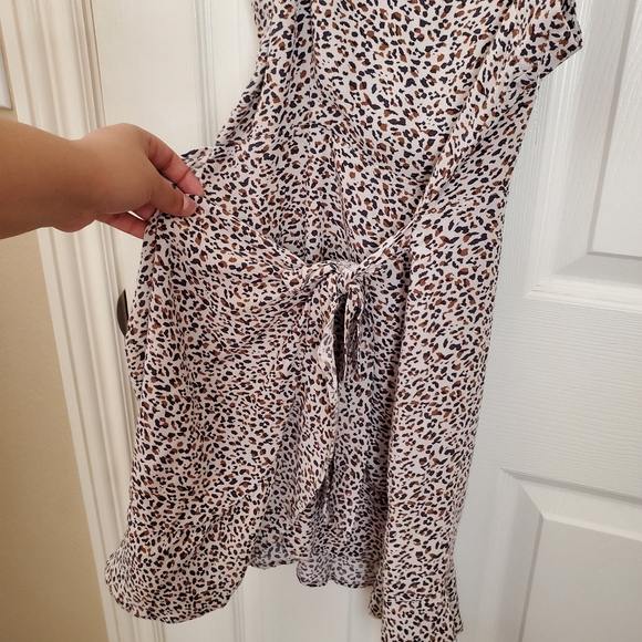 NWOT Abercrombie & Fitch | Wrap Leopard Print Tie Waist Mini Dress - Picture 7 of 11